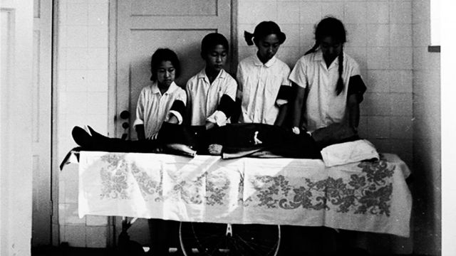 我虽死去 (胡杰 - 2006)