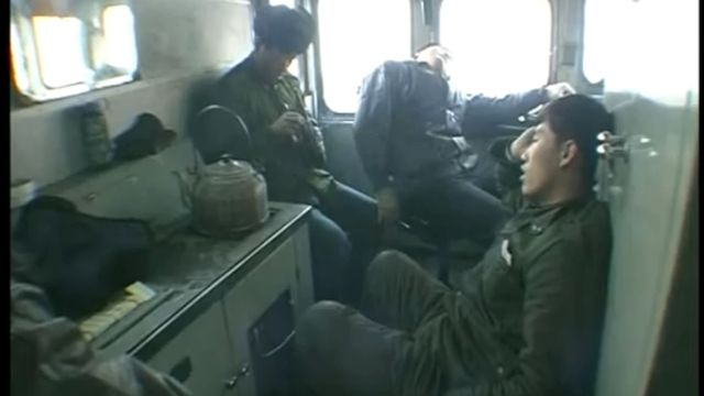 铁西区 4 铁道 (王兵 - 2002)